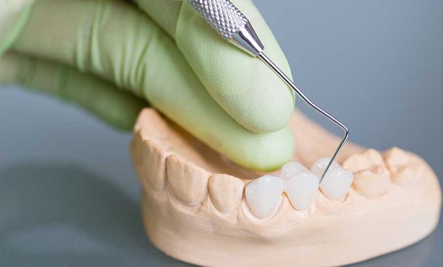 Das Labor der Praxis für Zahnheilkunde Dr. Maximilian Grimm und Zahnärztin Eva Krieger